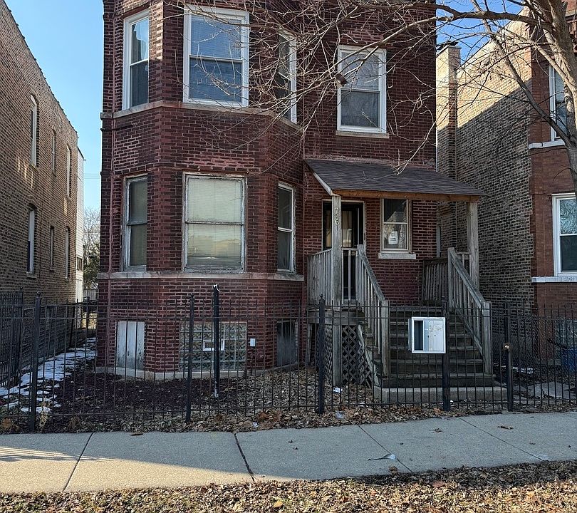 1st image of 726 N Troy St