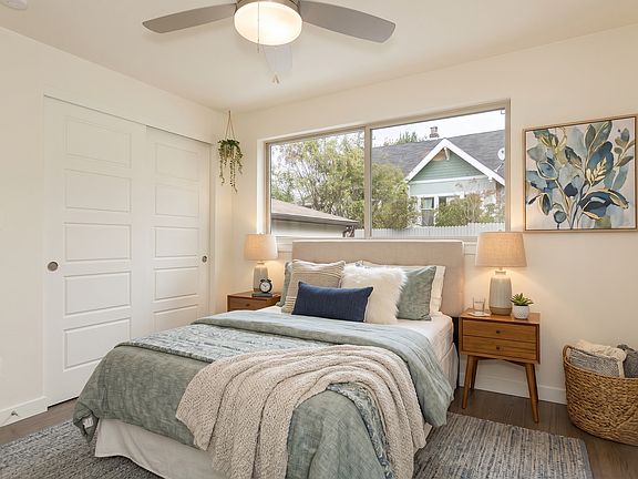 5th image of 220 NW 70th St #216