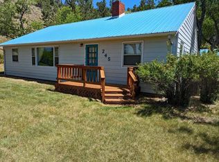245 S 4th St, Hot Springs, SD 57747