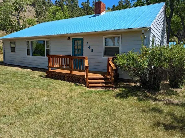 245 S 4th St, Hot Springs, SD 57747