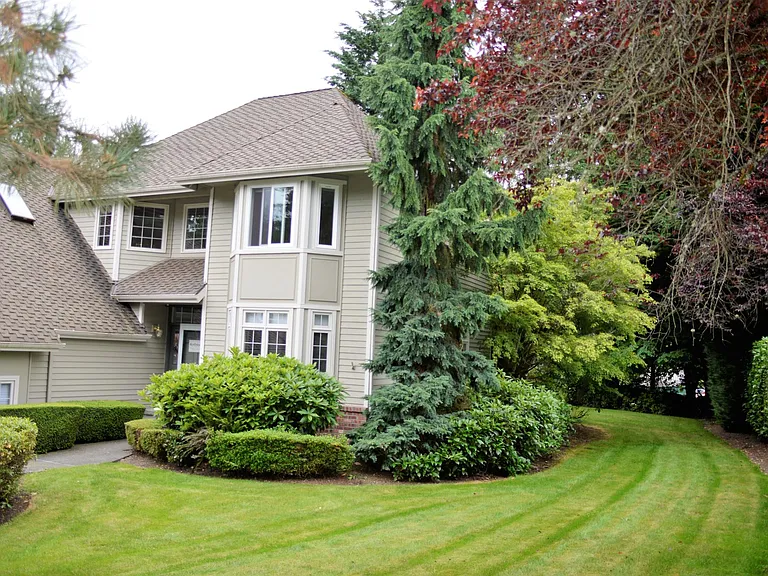 3405 259th Ct SE — Photo 2