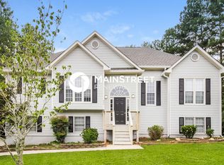446 Valor Ridge Dr, Dallas, GA 30132