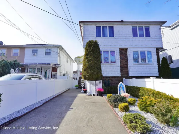 32 Slater Blvd, Staten Island, NY 10305