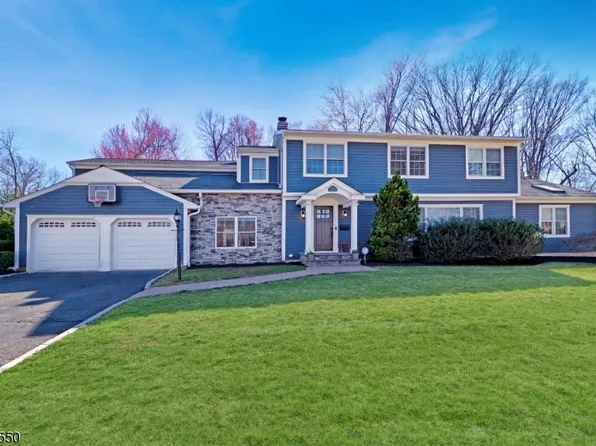 12 Murphy Cir, Florham Park Boro, NJ 07932