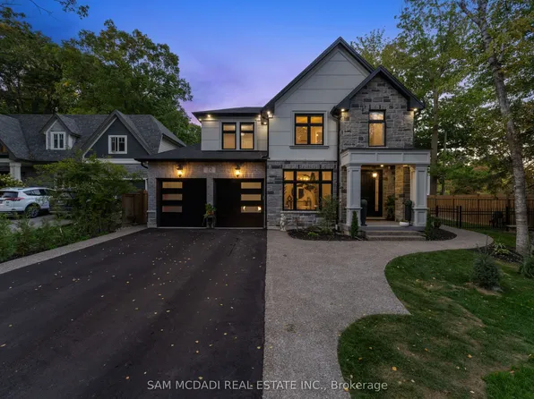 72 Oakes Dr, Mississauga, ON L5G 3M1