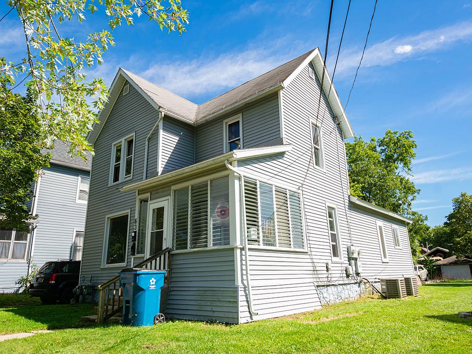 1st image of 63 Broad St S