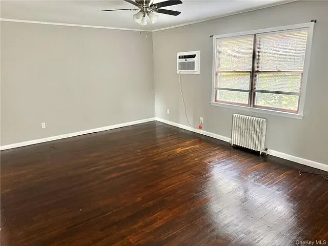 2 bed, 1.0 bath, $2,800 — Photo 2