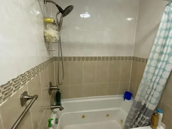 806 Edison Glen Ter #806, Edison, NJ 08837