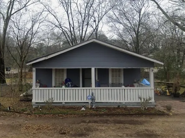 2104 Woodland Rd, Tuscaloosa, AL 35404
