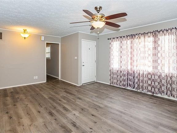 4th image of 7343 Twin Beech Dr
