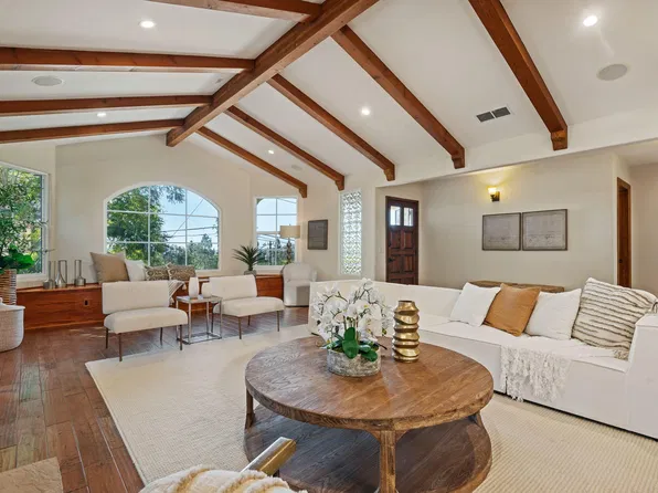 2944 La Combadura Rd, Santa Barbara, CA 93105