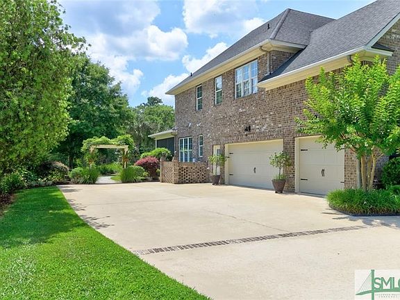 2nd image of 6 Grand Lake Cir