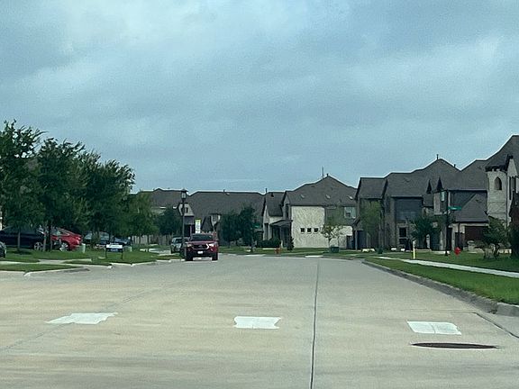 5th image of 453 Letara Vista Dr