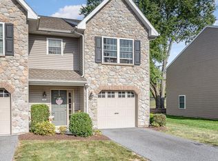 355 Melbourne Ln, Mechanicsburg, PA 17055