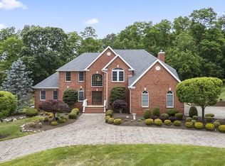 10 Castlehill Drive, Marlboro, NJ 07746