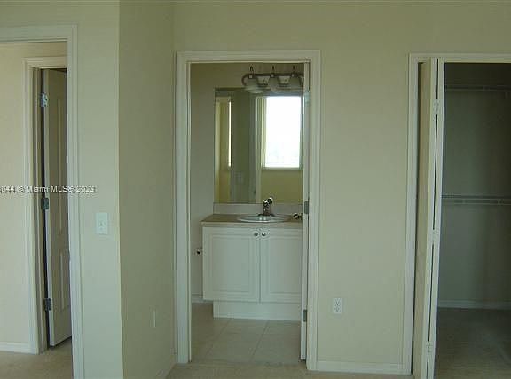 5th image of 11030 Legacy Dr APT 302
