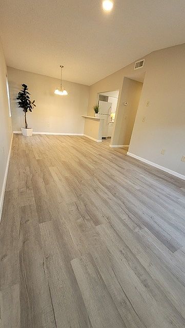1st image of 37 Deena Way #37