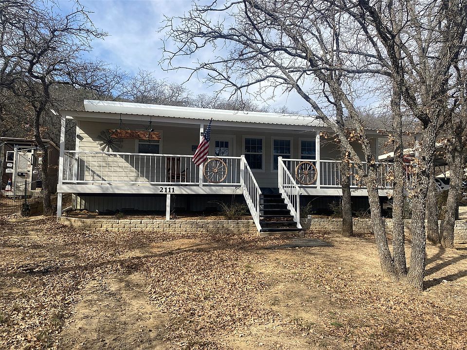 1st image of 2111 Hillside Dr