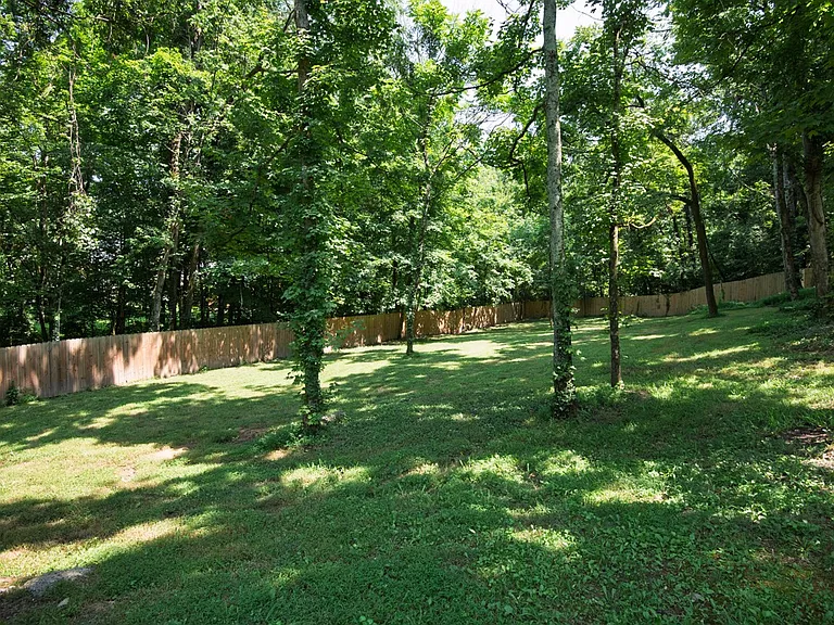 4036 Creekside Dr — Photo 40
