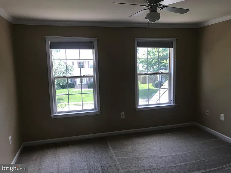 9 Saint Claires Ct — Photo 21