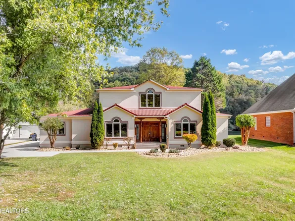 424 Mariner Point Dr, Clinton, TN 37716