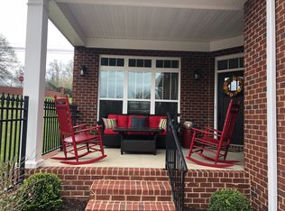 200 Downton Ave, Cookeville, TN 38501