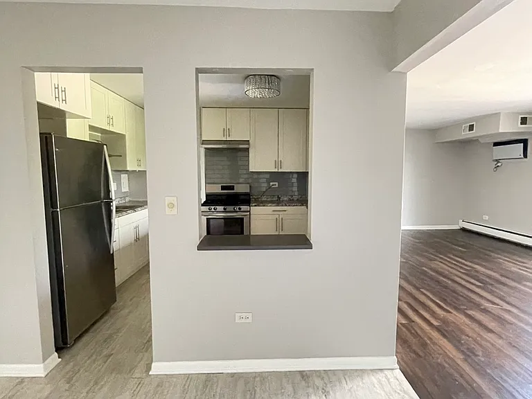 222 N Salem Ave — Photo 7