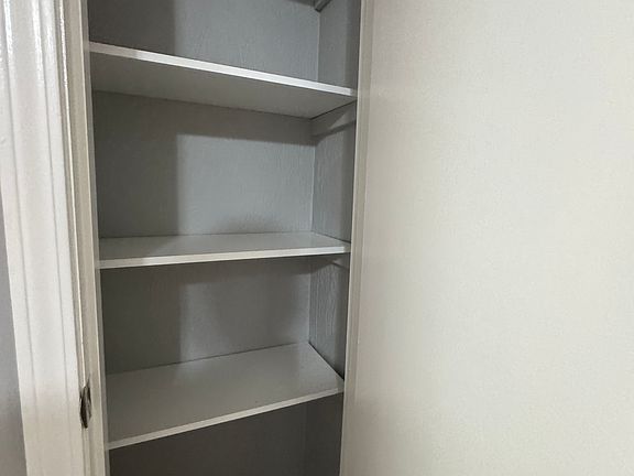 4th image of 18 Nashua Rd APT 2