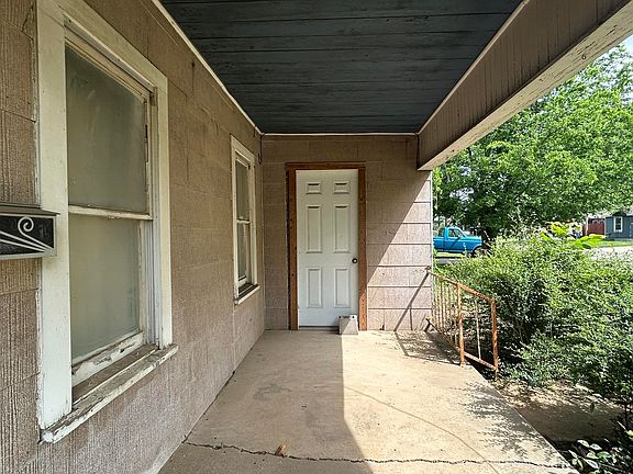 3rd image of 1101 N 5th St