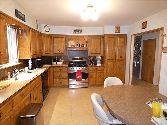 3rd image of 1340 78th St