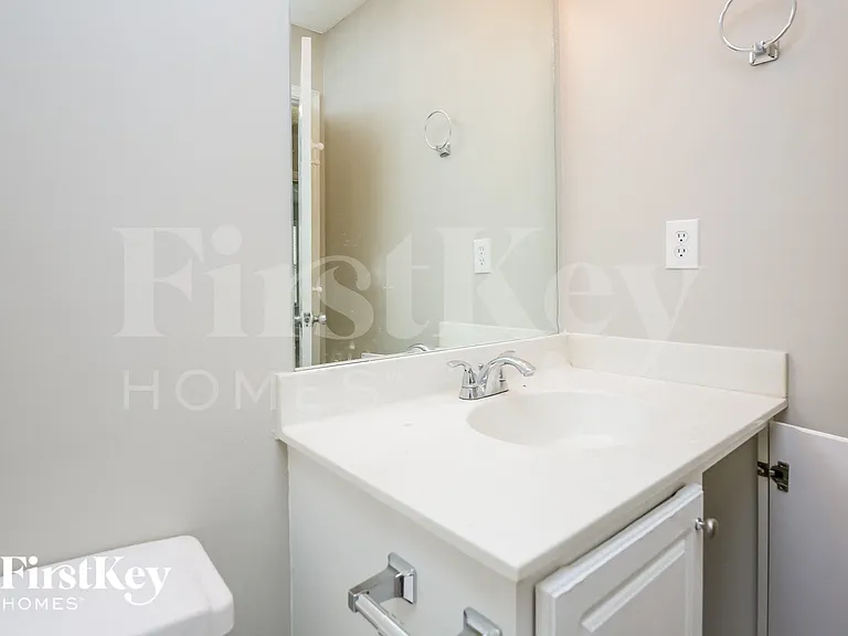1577 Pinebreeze Dr — Photo 14