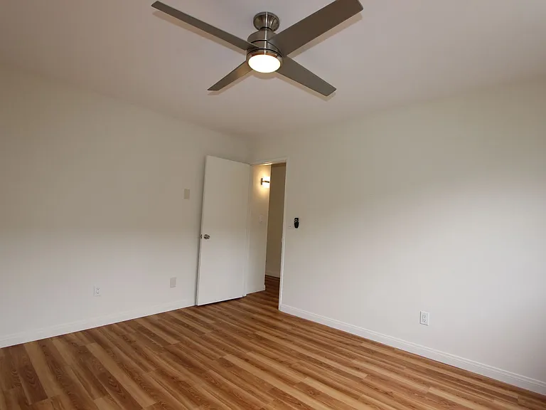 3532 Meade Ave #2 — Photo 11