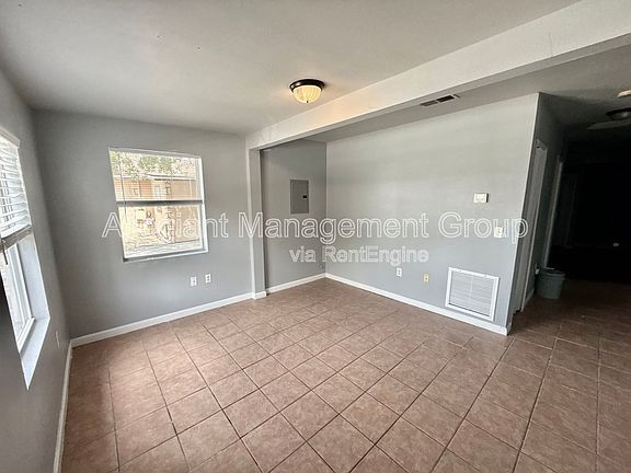 4th image of 500 Claude Holmes Sr Ave