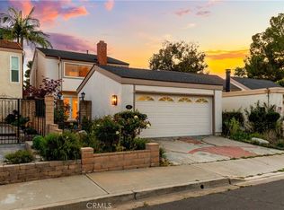 54 Willow Tree Ln, Irvine, CA 92612