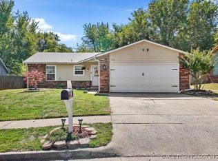 321 E Austin St, Broken Arrow, OK 74011
