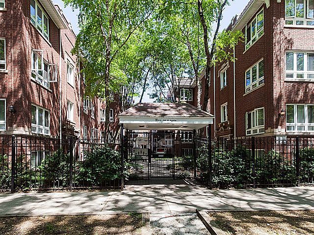 1st image of 910 W Agatite Ave #1