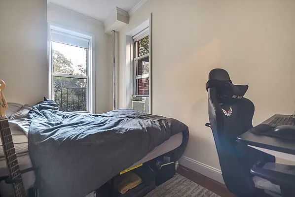 Rented by Compass | media 7