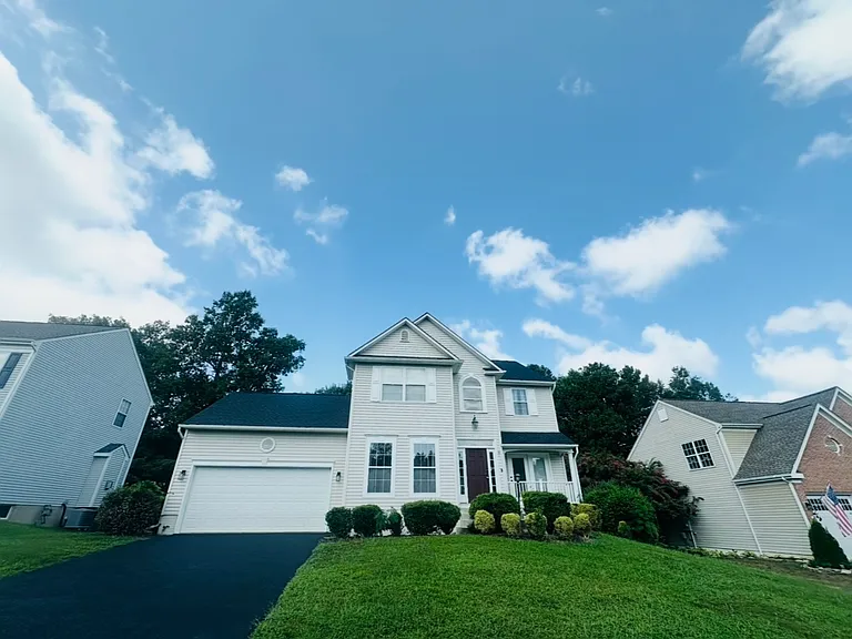 10016 Carters Grove Rd — Photo 1
