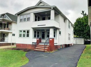 2155 Wascana Ave, Lakewood, OH