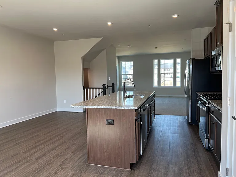 5455 Cedar Grove Dr — Photo 14