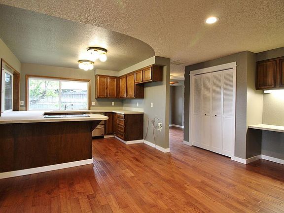 4th image of 4214 Anza Borrego Ct