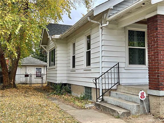 2nd image of 2309 Sherman Ave