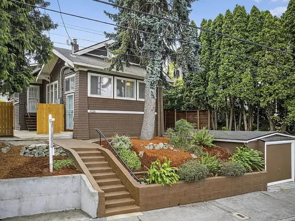 4036 NE Senate St #A, Portland, OR 97232