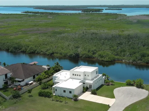 2926 SW 27th St, Cape Coral, FL 33914