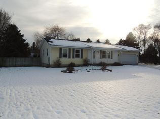 1764 Deerfield Ct, Dorr, MI 49323