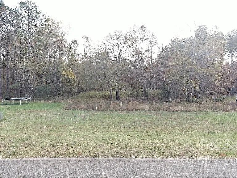 2nd image of 4047 Hamilton Rd