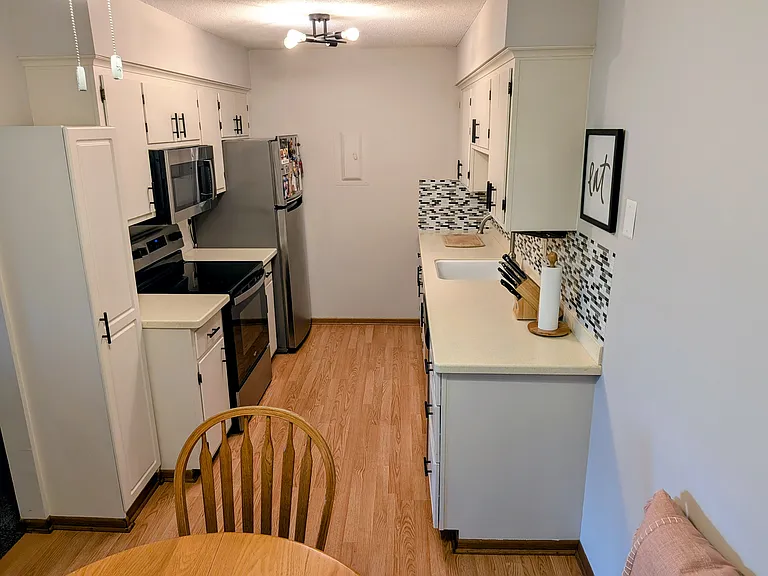 2700 Dale St N #304 — Photo 4