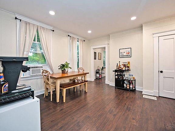 5th image of 5109 Rolston Ave