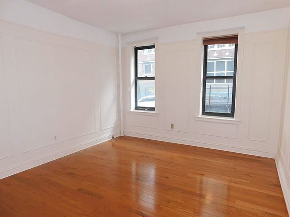 2nd image of 517 W 212th St APT G