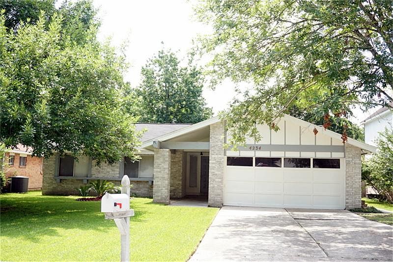 Gorgeous family Home ready for move-in!